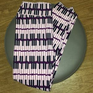 NWT Lularoe OS leggings Piano Keys