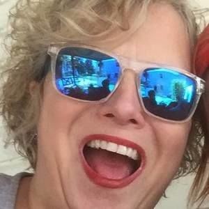 Meet your Posher, Deb