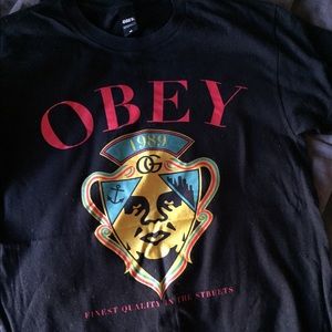 Obey Finest Quality In The Streets - Mens T-Shirt