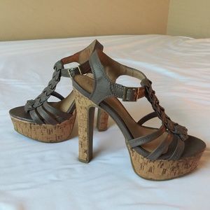 LC LaurenConrad size 5 1/2