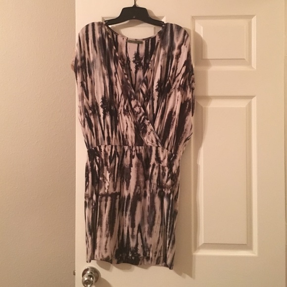 Dress - Picture 1 of 1