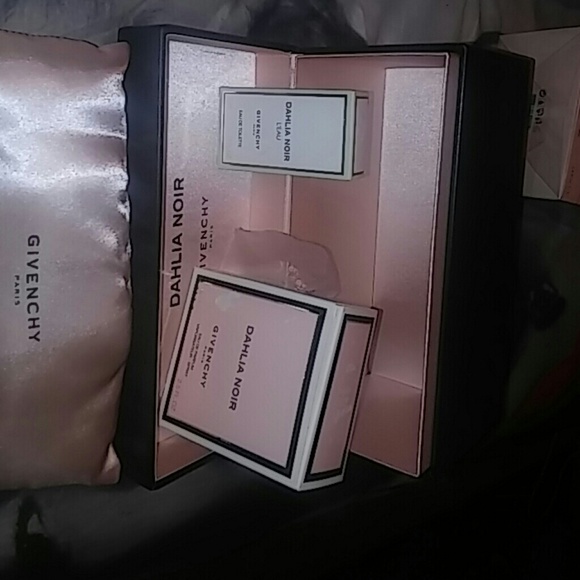 Givenchy Paris