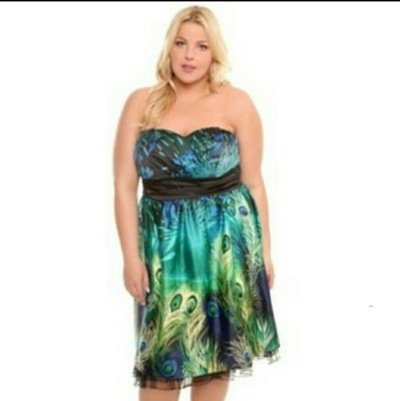 Beautiful Plus Size Evening Dress