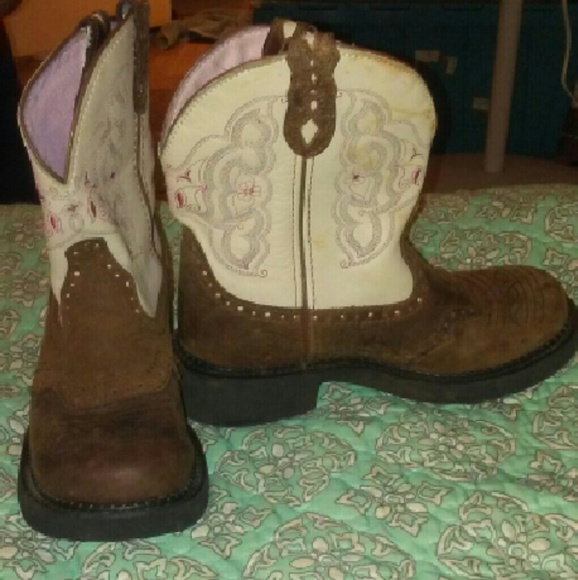 Justins boots 8B