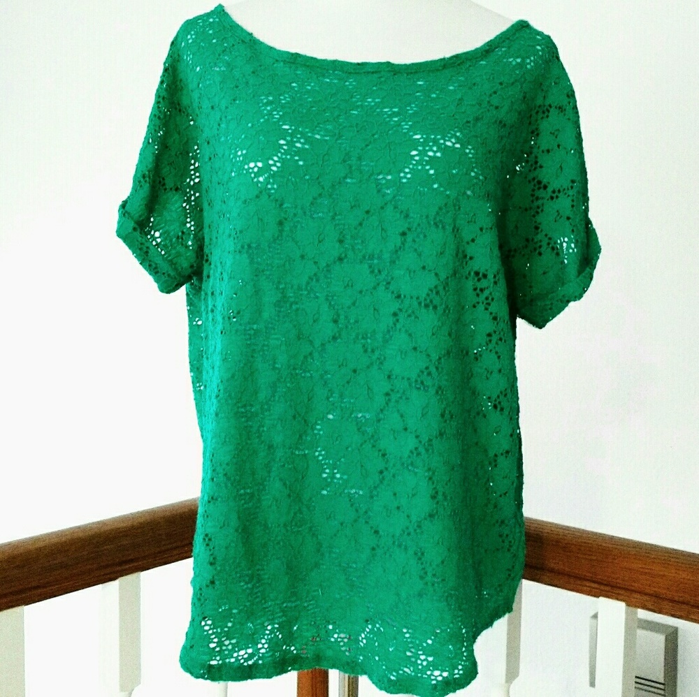 NWOT Laundry by Shelli Segal Lace Blouse
