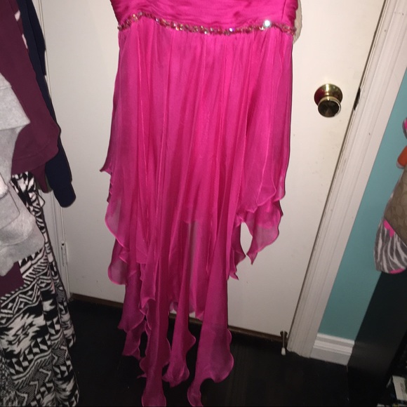 Beautiful dress worn once - Picture 2 of 3