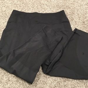 Lululemon black running pants