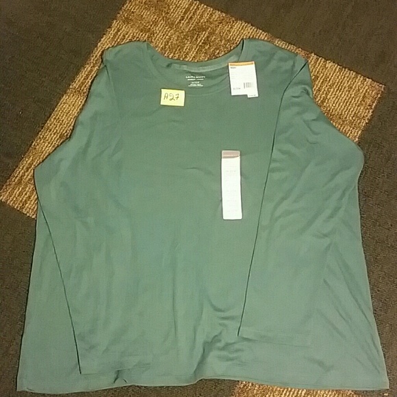 Woman's sweater