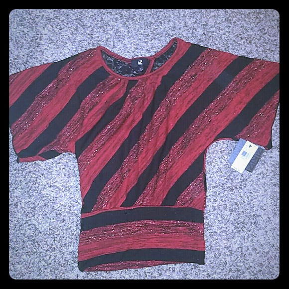 Red and black short sleeve sweater size S