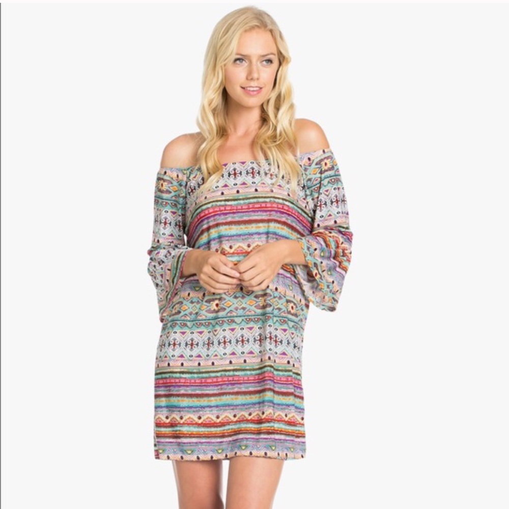 Colorful off-the-shoulder dress/tunic