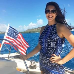 Meet your Posher, Sara