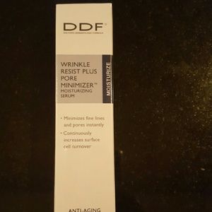 DDF Wrinkle Resist Plus Pore Minimizer
