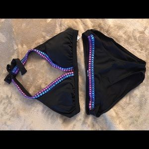 Black bikini set. Top and bottom.