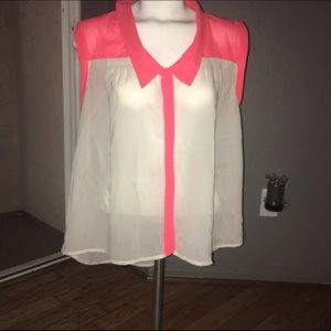 Blouse with white and neon pink colors