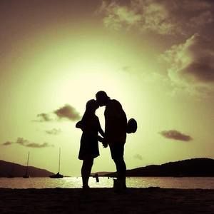 Meet your Posher, Hiram