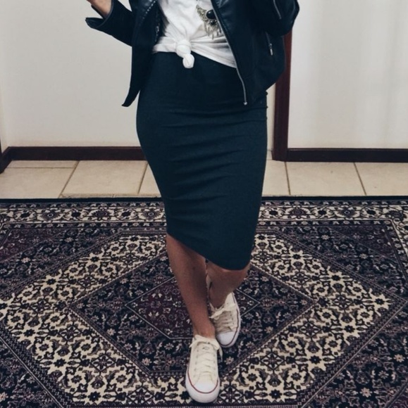 Atid clothing Maya pencil black skirt - Picture 2 of 2