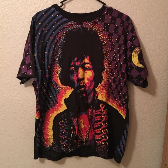 Trippy Jimmi Hendrix shirt