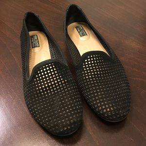 Adam Tucker... me too Yale loafers black size 8