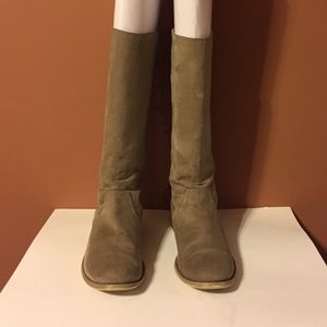 Ecote Lace up boots.