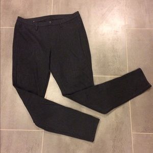 Uniqlo gray leggings pant