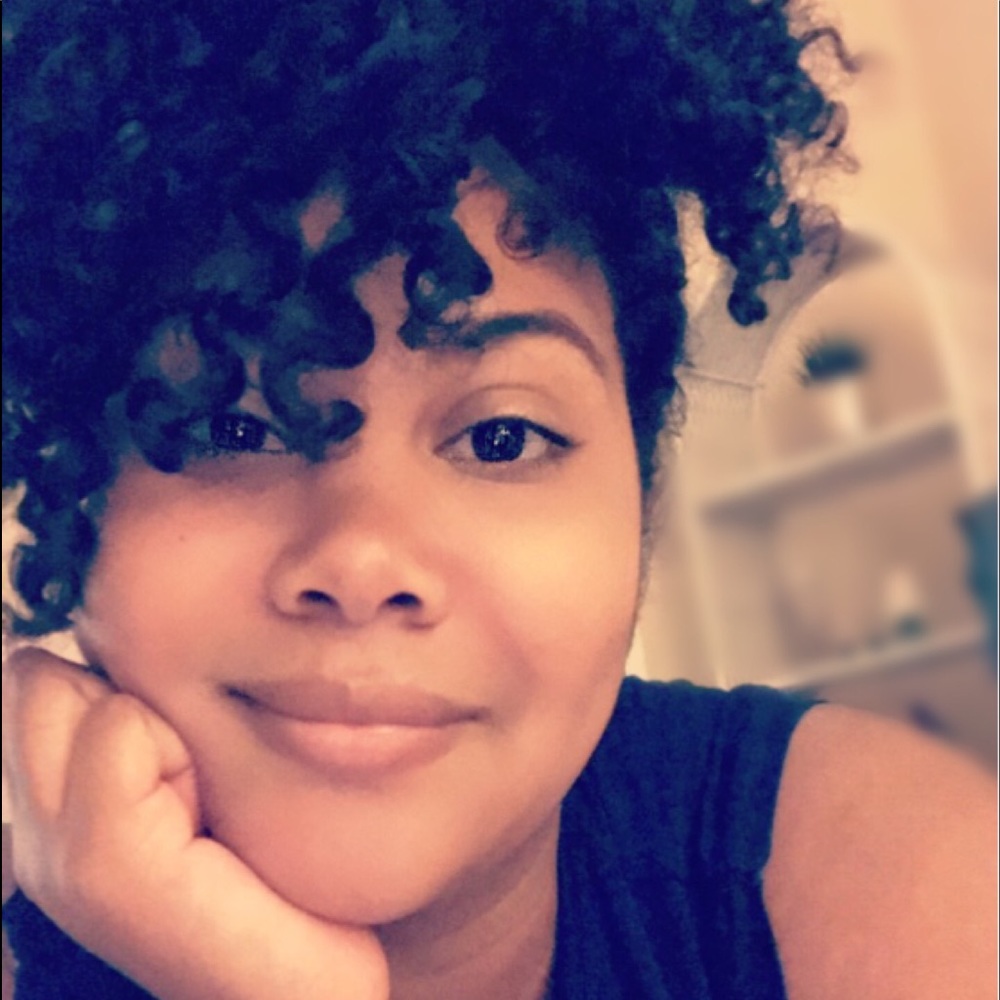 Meet your Posher, Tavia