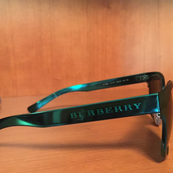 Burberry new sunglasses ?