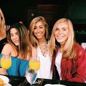 Meet your Posher, Gina