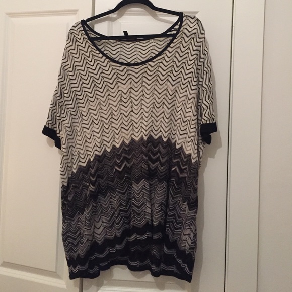 BCBG Max Azria tunic top - Picture 1 of 3
