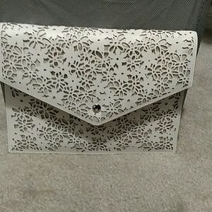 Kate Spade cream clutch NEW REDUCTION!!