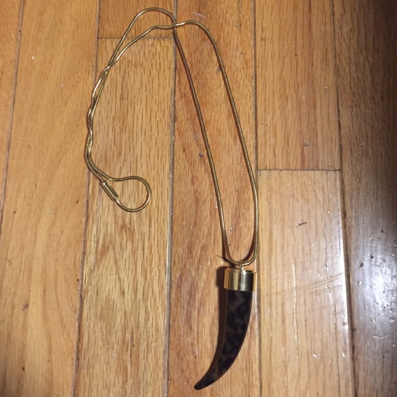 New Michael Kors long necklace