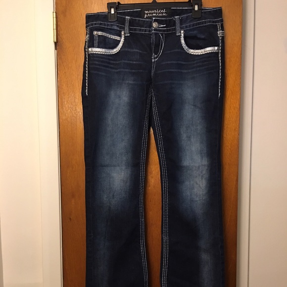 Dark jeans, thick stitching. Flare, bootcut 9, 10