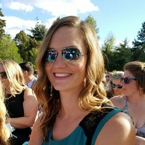 Meet your Posher, Mariette