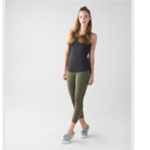 Lululemon Under Crop II *Full-On Luon