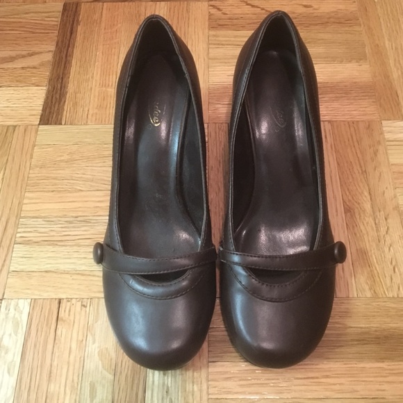 Brown heels