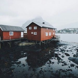 Meet your Posher, Marissa