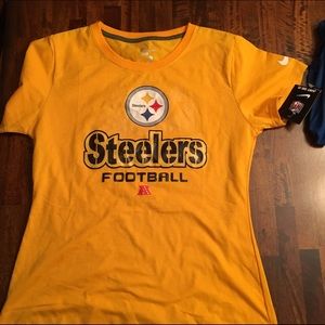 Steelers t shirt size large