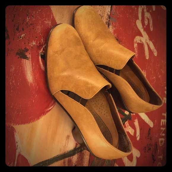 Dansko size 39 NWOT