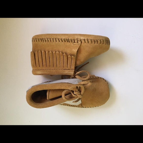 NIB Toddler Minnetonka Moccs - Picture 1 of 1
