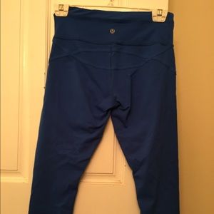 Lulu Lemon size 6