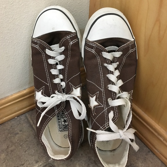 Brown Converse One Star
