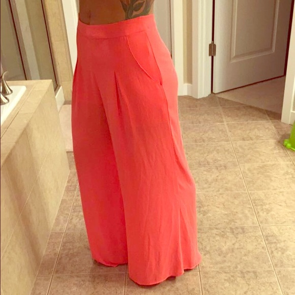 NWT coral wide leg pants