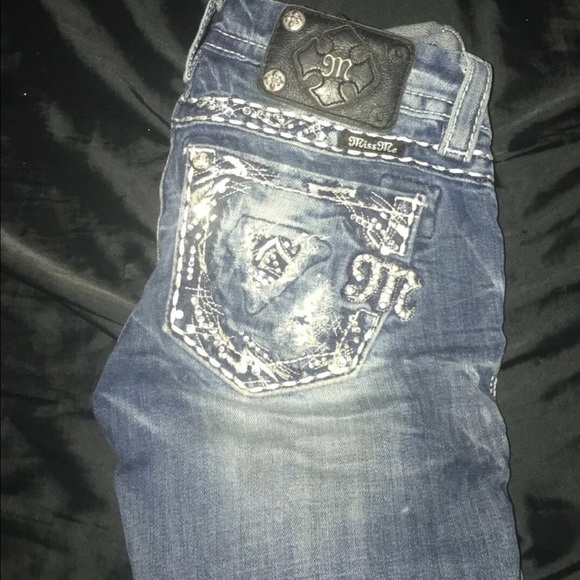 Miss me capris size 24