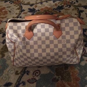 Louis Vuitton totes white