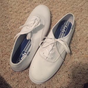 White Keds Size 9