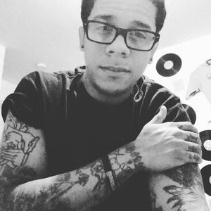 Meet your Posher, Aramis