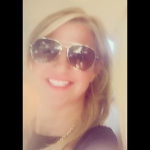 Meet your Posher, Deb