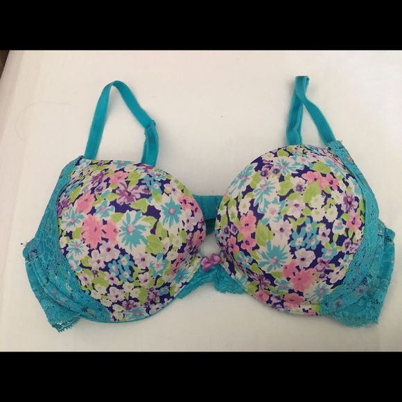 Victoria Secret Dream Angels Bra. 36C