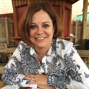 Meet your Posher, Leigh ann