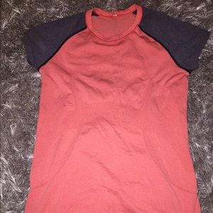 Lululemon T-shirt