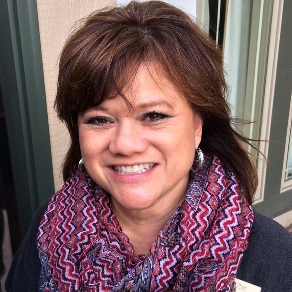 Meet your Posher, Chris - Picture 1 of 1